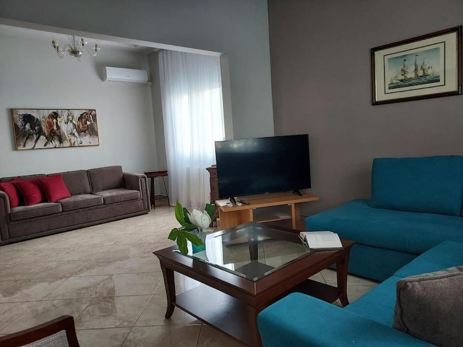 Aggeliki'S Place Detached Home With Yard/Parking Volos Exterior foto